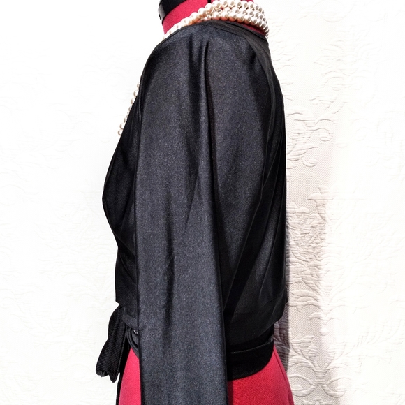 Ellie & Kate NWT Large Black Long Sleeve Crop Top - Picture 6 of 9